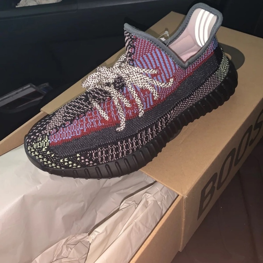 Yeezy Boost 350v2